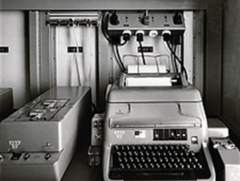 Kanalremssändare 312 och fjärrskrivare 508